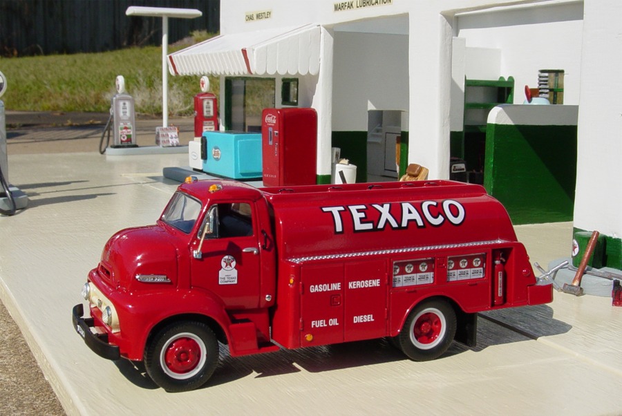 TexacoTruck09451.jpg